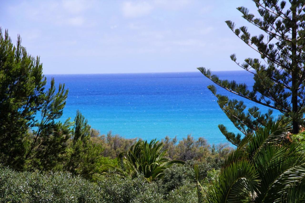Porto Santo - Pedras Pretas Beach House Exterior photo